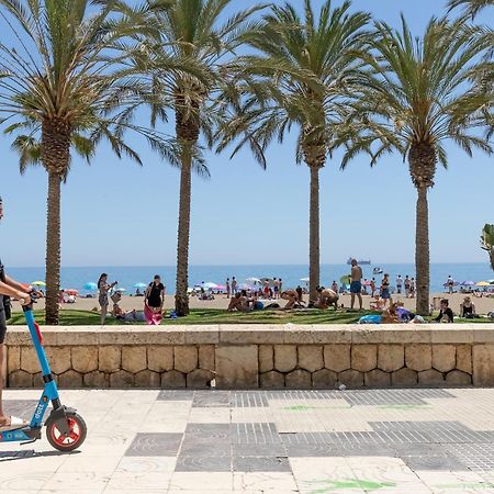 Bhost - Paseo De La Malagueta Appartement Málaga Buitenkant foto