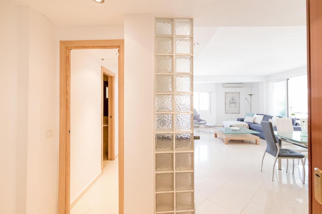 Bhost - Paseo De La Malagueta Appartement Málaga Buitenkant foto