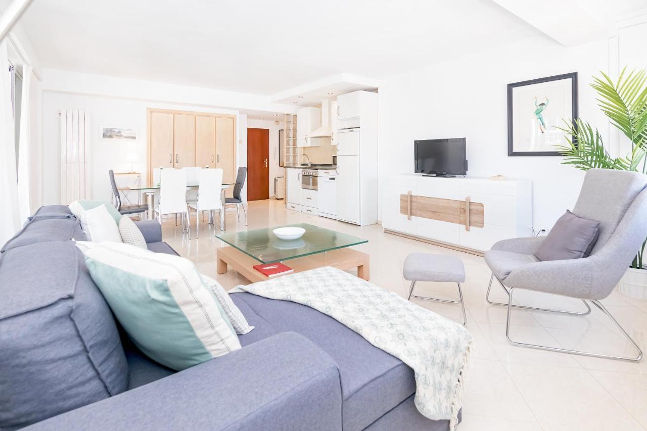 Bhost - Paseo De La Malagueta Appartement Málaga Buitenkant foto